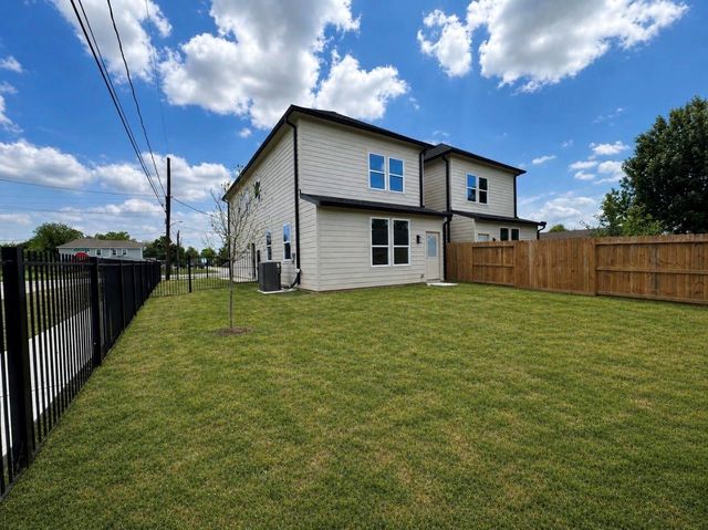5921 Eastland Street, Houston, TX 77028