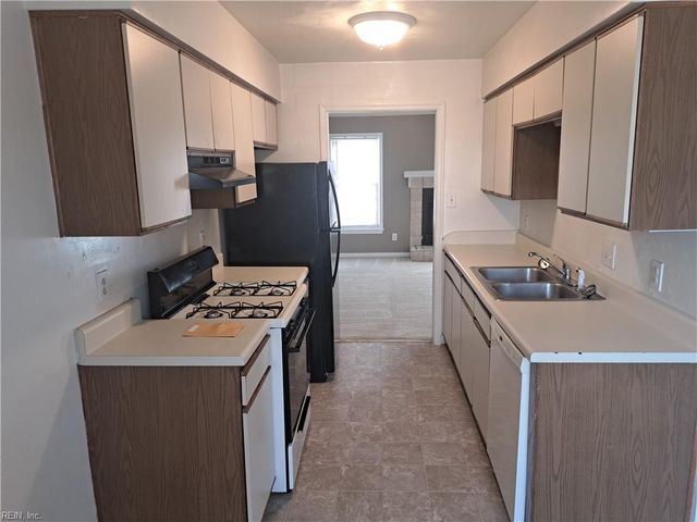 1702 Purchase ARCH, Virginia Beach, VA 23454