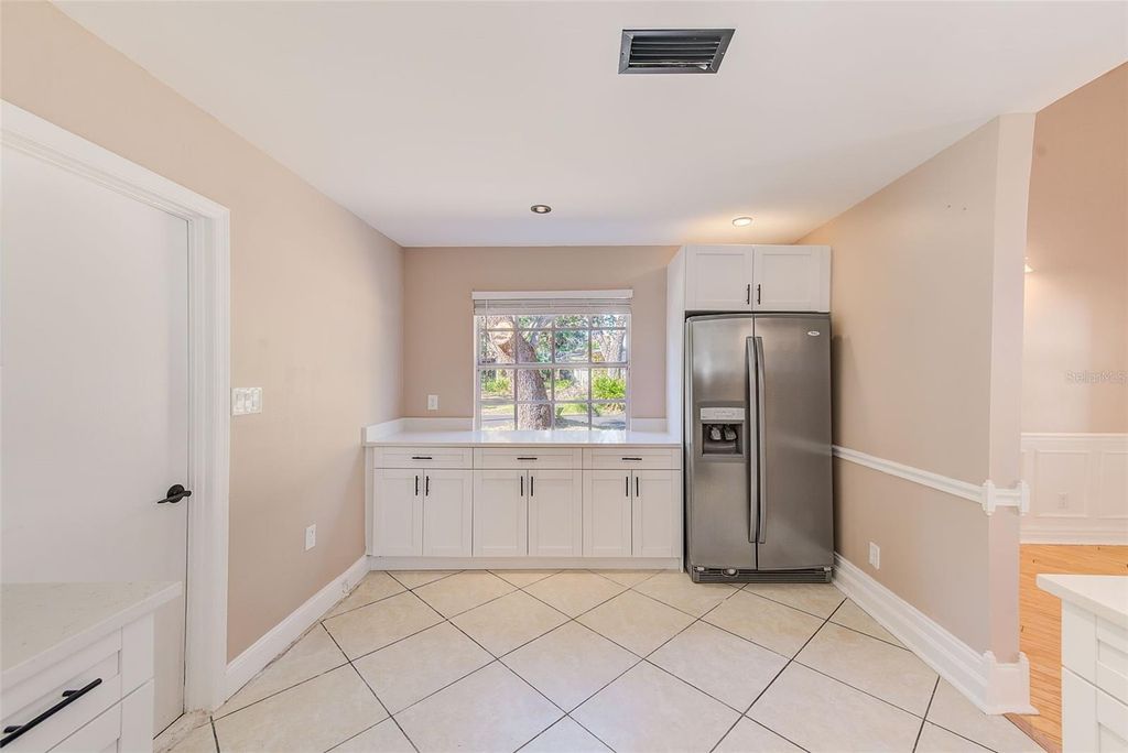 Image 11 of property listing at 4607 W LOUGHMAN STREET, Tampa, FL 33616
