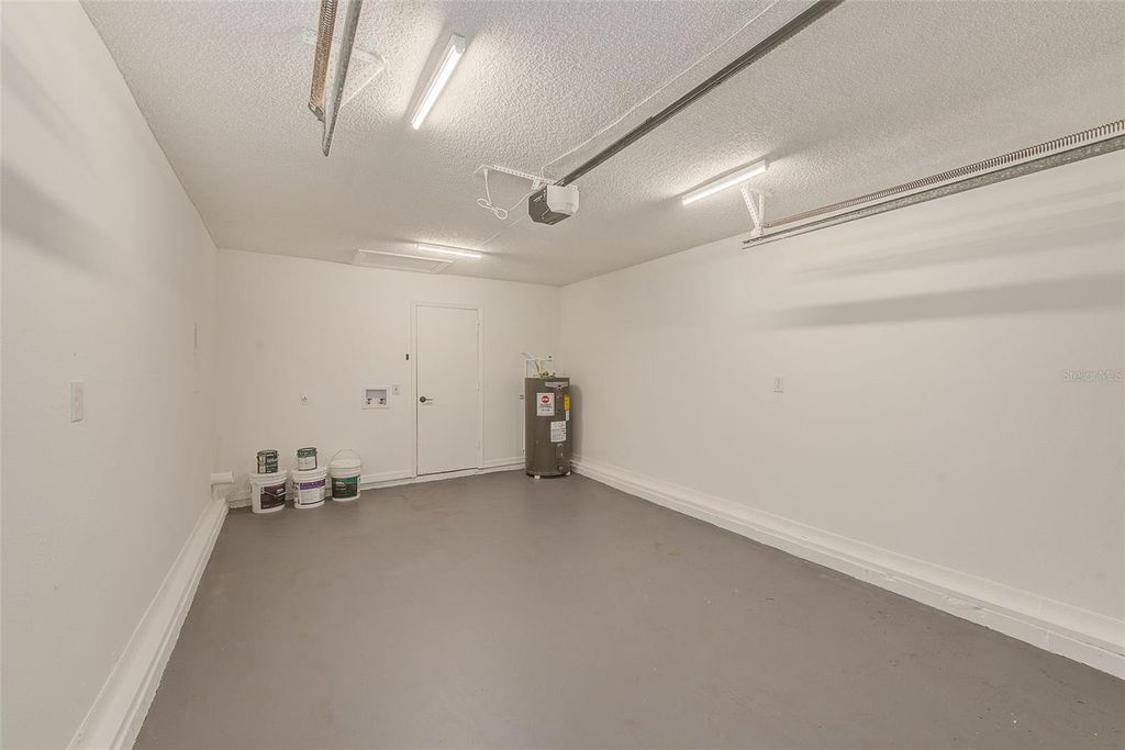 Image 22 of property listing at 4607 W LOUGHMAN STREET, Tampa, FL 33616