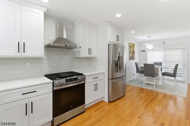 538 Willow Ave, Garwood Boro, NJ 07027