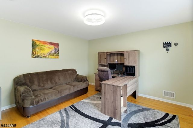 538 Willow Ave, Garwood Boro, NJ 07027