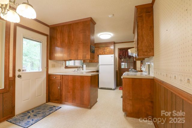 714 Wesley Drive, Salisbury, NC 28146