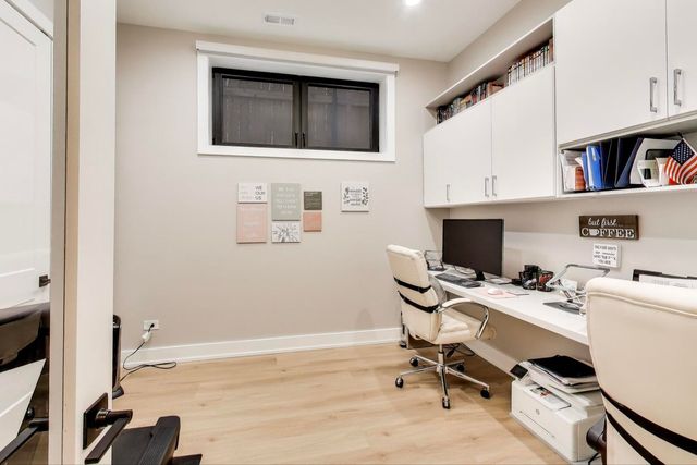 1644 W Diversey Parkway 1, Chicago, IL 60614