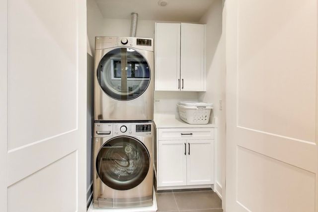 1644 W Diversey Parkway 1, Chicago, IL 60614