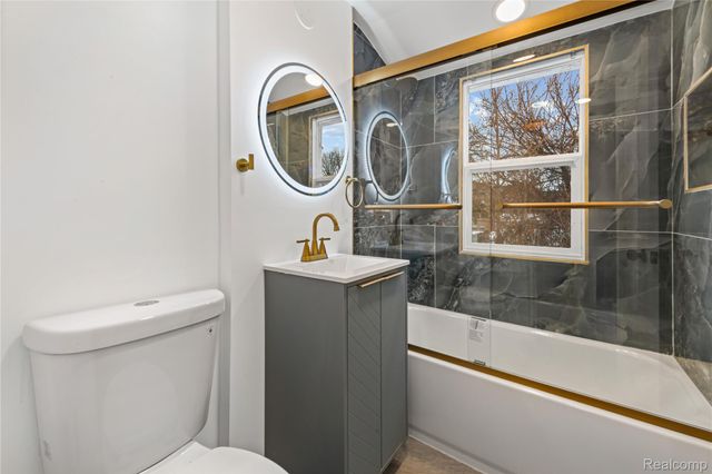 17179 Ontario Street, Detroit, MI 48224