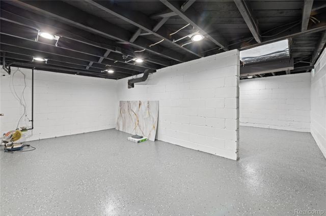 17179 Ontario Street, Detroit, MI 48224