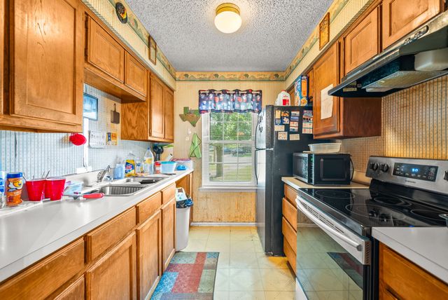 2804 Weston Drive, Denton, TX 76209