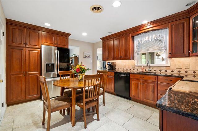 6528 Walnut Lane, Upper Saucon Twp, PA 18036