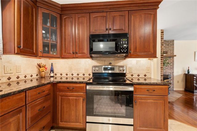 6528 Walnut Lane, Upper Saucon Twp, PA 18036