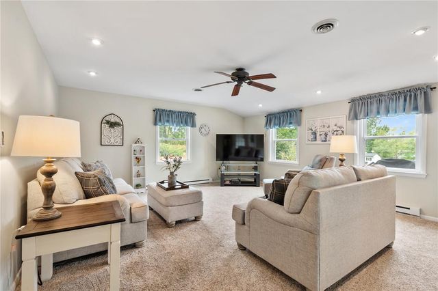 6528 Walnut Lane, Upper Saucon Twp, PA 18036