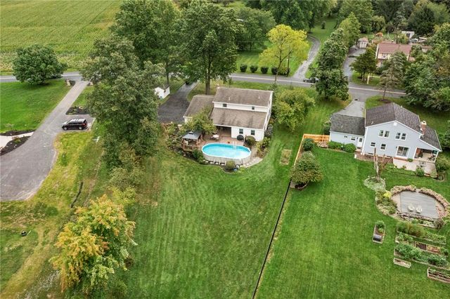 6528 Walnut Lane, Upper Saucon Twp, PA 18036