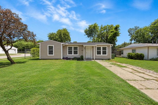 1318 Raines Street, Arlington, TX 76010