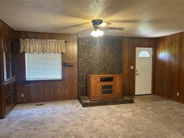 106508 S 3410 Road, Meeker, OK 74855