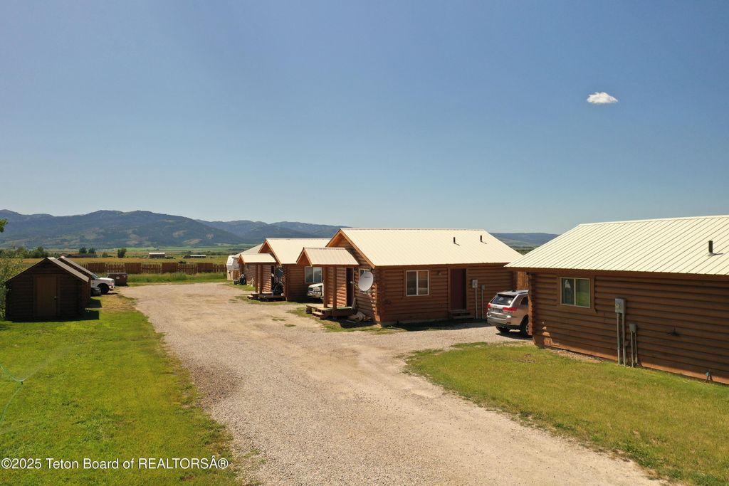 4760 W 500 W, Victor, ID 83455 photo 4