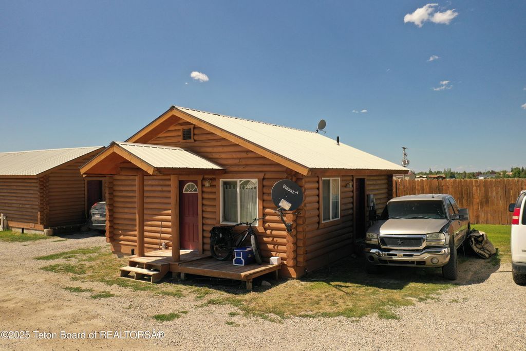 4760 W 500 W, Victor, ID 83455 photo 6