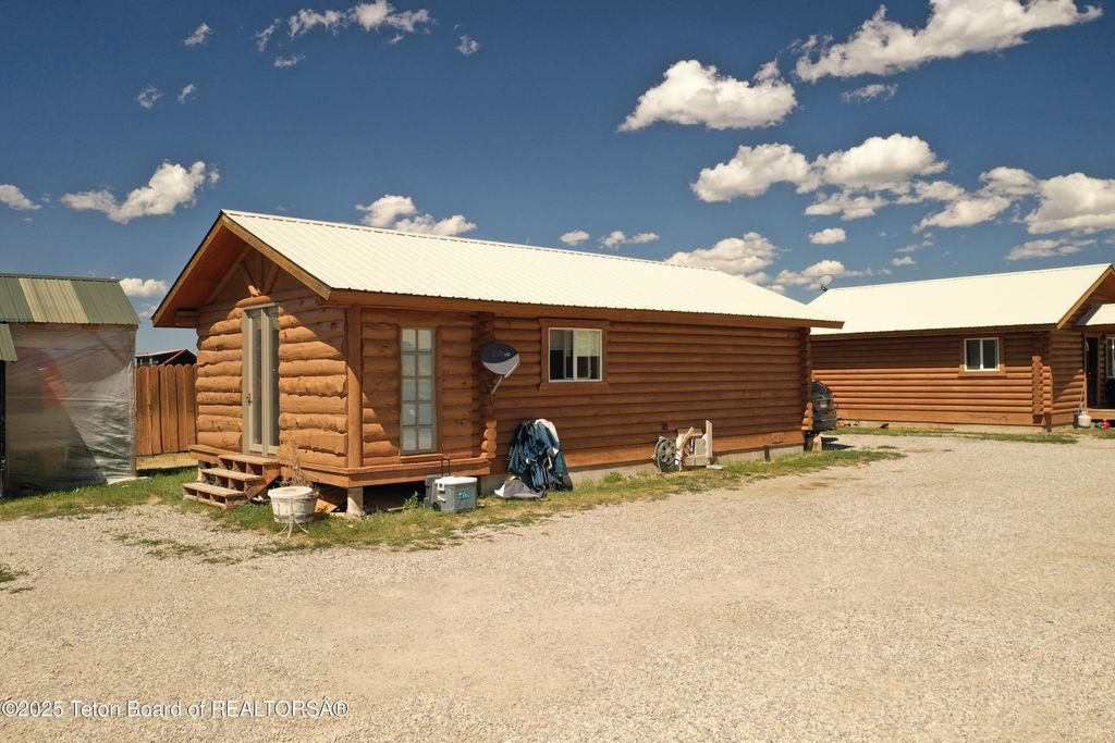 4760 W 500 W, Victor, ID 83455 photo 9