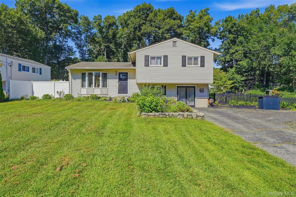 535 Westbrook Drive, Cortlandt Manor, NY 10567 — exterior