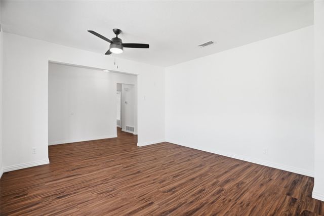 8013 Carrick Street, Benbrook, TX 76116