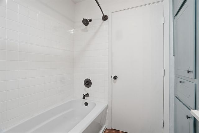 8013 Carrick Street, Benbrook, TX 76116