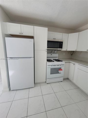 12305 SW 42nd St, Miami, FL 33175