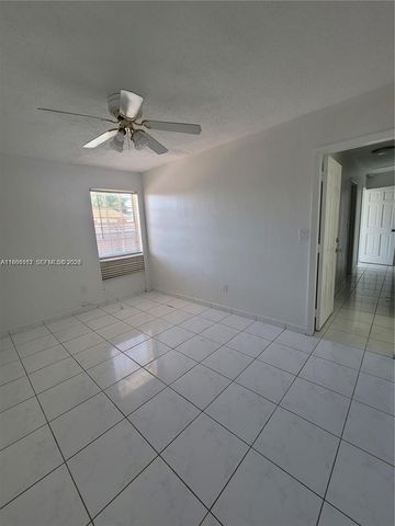 12305 SW 42nd St, Miami, FL 33175
