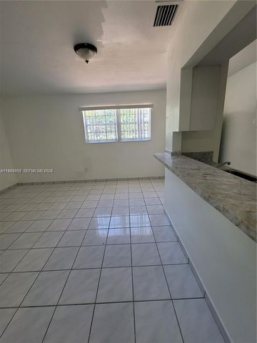 12305 SW 42nd St, Miami, FL 33175
