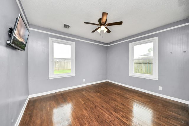12413 Industrial Road, Houston, TX 77015