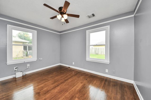 12413 Industrial Road, Houston, TX 77015