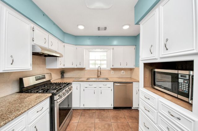 12413 Industrial Road, Houston, TX 77015