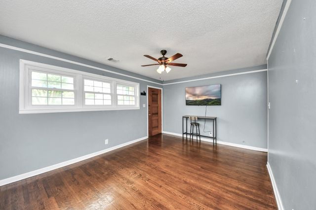 12413 Industrial Road, Houston, TX 77015