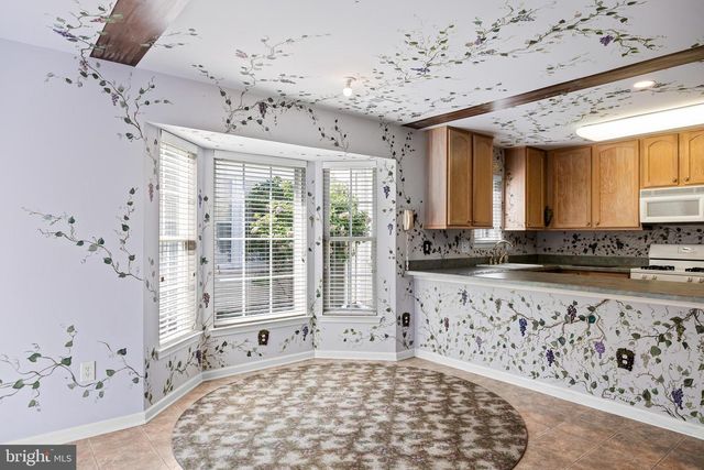 16 MASON DR, Berlin, NJ 08009