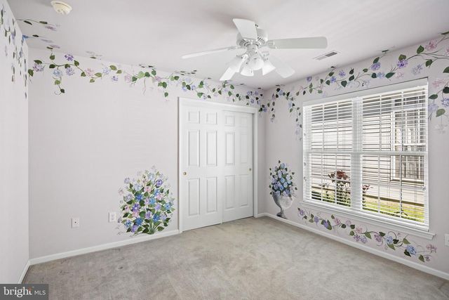 16 MASON DR, Berlin, NJ 08009