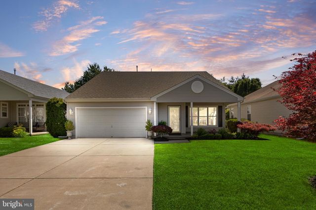 16 MASON DR, Berlin, NJ 08009