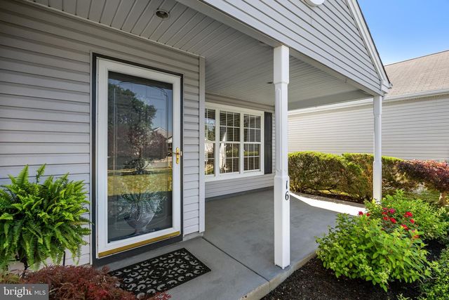 16 MASON DR, Berlin, NJ 08009
