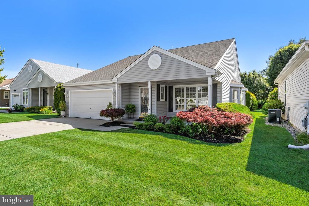 16 MASON DR, Berlin, NJ 08009
