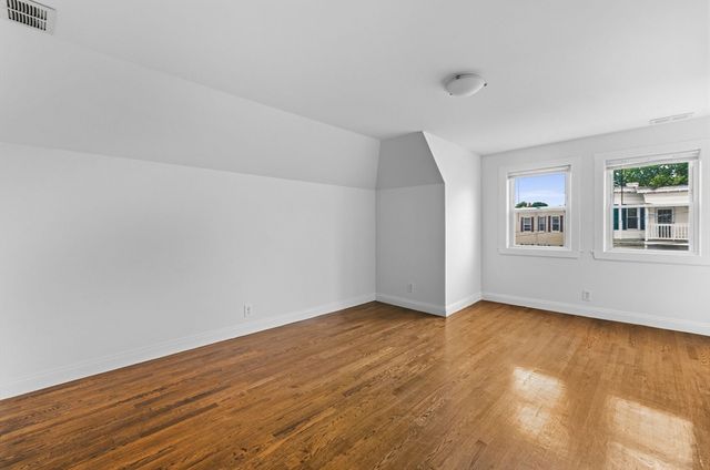 17 Forest Ave 3, Salem, MA 01970