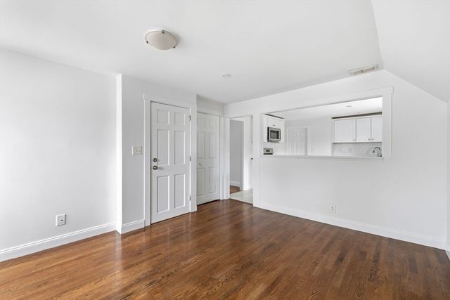 17 Forest Ave 3, Salem, MA 01970
