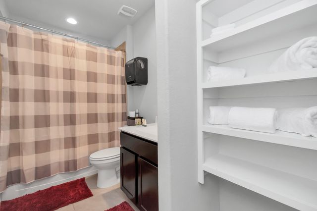 21123 Albany Landing Lane, Richmond, TX 77407