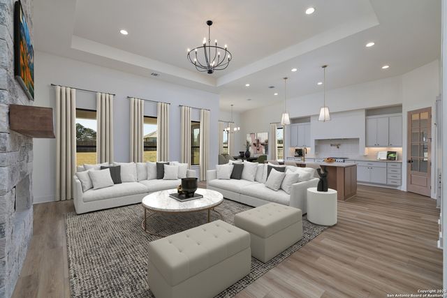 632 Oak Creek, Seguin, TX 78155