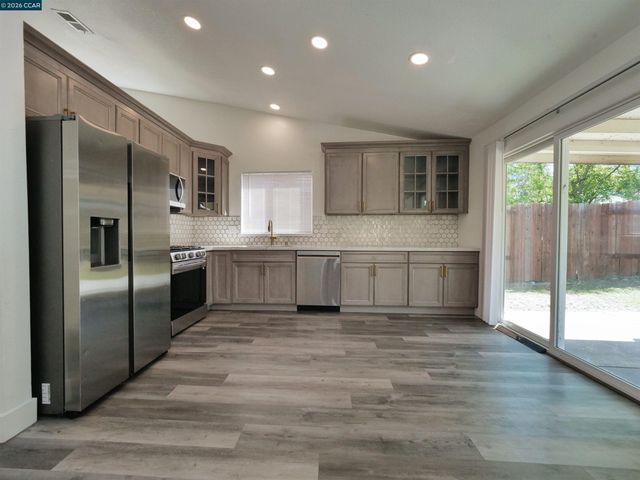 3830 Steve Lillie Cir, Stockton, CA 95206