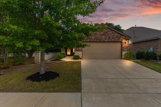 510 Holiday Creek LN, Georgetown, TX 78633
