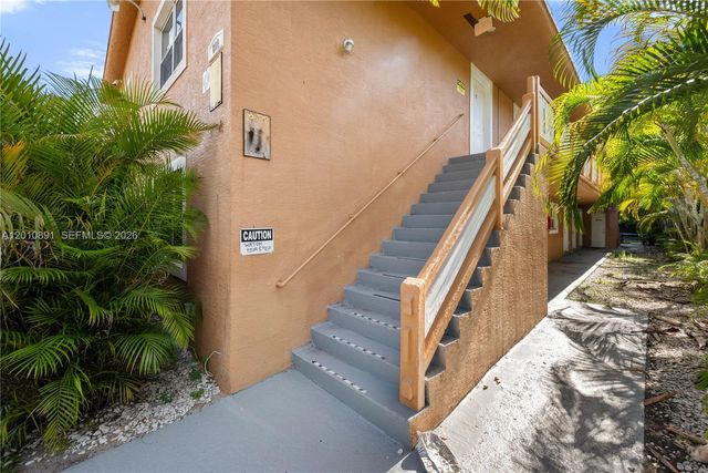 608 SW 16th Avenue, Fort Lauderdale, FL 33312