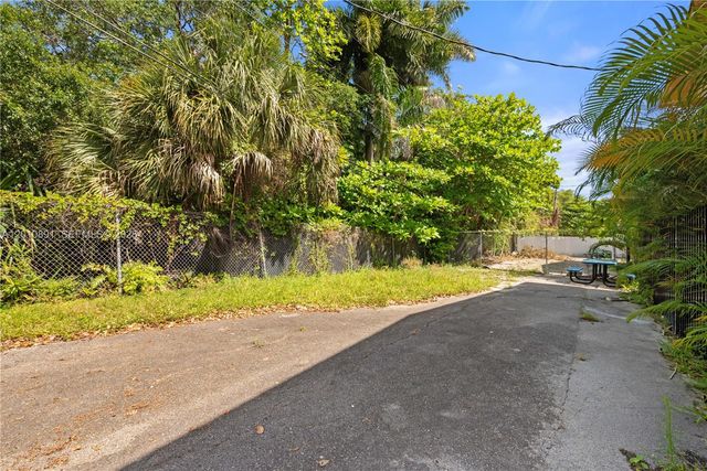 608 SW 16th Avenue, Fort Lauderdale, FL 33312