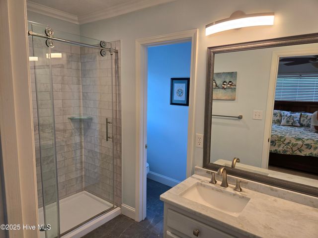 121 Schley Avenue, Lake Waccamaw, NC 28450