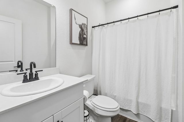 2573 Cinnamon Springs Road, Glenn Heights, TX 75154