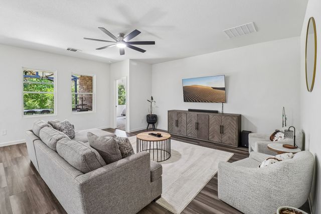 2573 Cinnamon Springs Road, Glenn Heights, TX 75154
