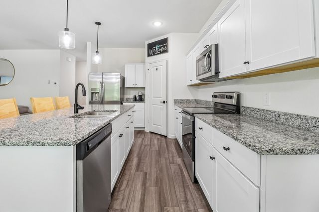 2573 Cinnamon Springs Road, Glenn Heights, TX 75154