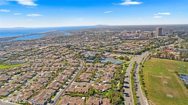30 Jetty Drive, Corona Del Mar (newport Beach), CA 92625