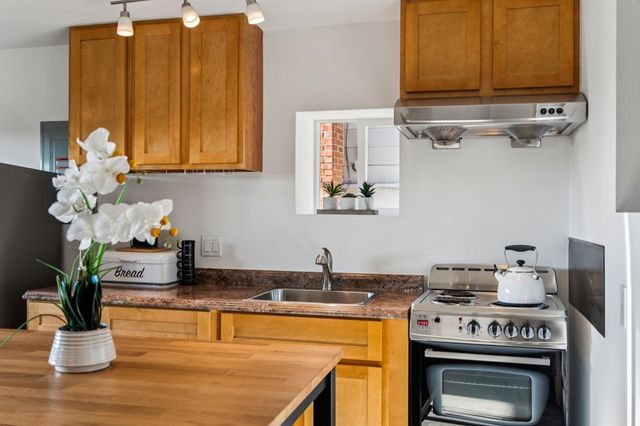 4671 4671 Stauffer Pl, Oakland, CA 94619